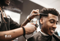 Tông đơ điện – Cuộc Cách Mạng Trong Nghề Cắt Tóc Nam Từ Thủ Công Đến Hiện Đại